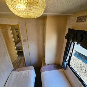 2-Bed Static Caravan – 1999 Willerby Granada, Ready for Delivery - Image 8
