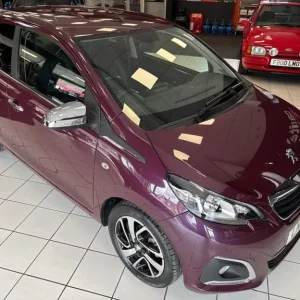 2016 Peugeot 108 1.2 PureTech Feline Nav Hatchback - Image 3