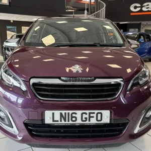2016 Peugeot 108 1.2 PureTech Feline Nav Hatchback - Image 5