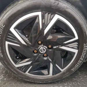 2021 Nissan Micra 1.0 IG-T 5-door Hatchback - Image 7