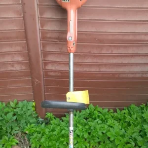 Petrol strimmer