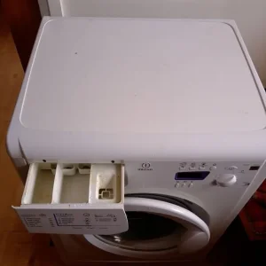 Indesit WIE167 washing machine - Image 3