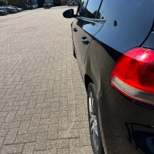 2009 Volkswagen Golf TSi 1.4L Hatchback - Image 3