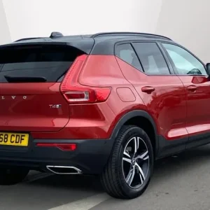 2019 Volvo XC40 2.0 T4 R-DESIGN Pro AWD Estate - Image 7