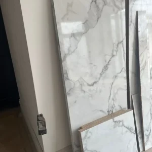 Howdens Calcatta marble gloss worktop and backboard
