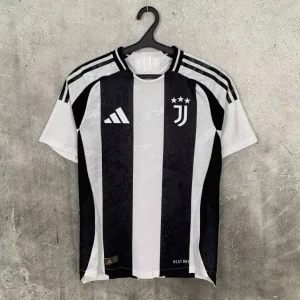 Juventus 24/25 home kit