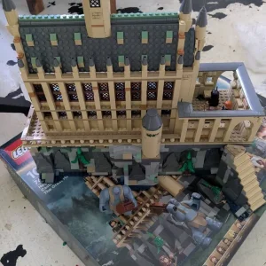 Lego Harry Potter Great Hall - Image 2