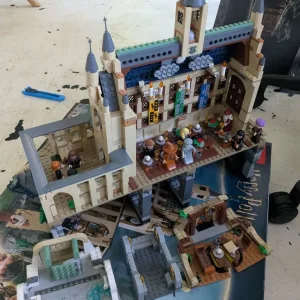 Lego Harry Potter Great Hall - Image 6