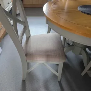 Table and 6 chairs - Image 2