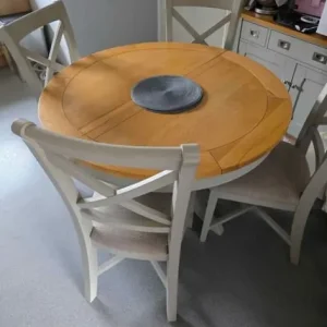 Table and 6 chairs