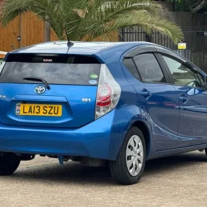 2013 Toyota Aqua 1.5L Hybrid Automatic - Image 6