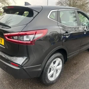 2021 Nissan Qashqai Acenta Premium 5-door Hatchback - Image 3