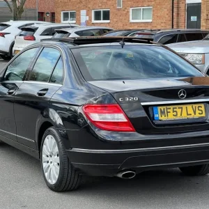Mercedes-Benz C320 CDI Panroof - Image 5