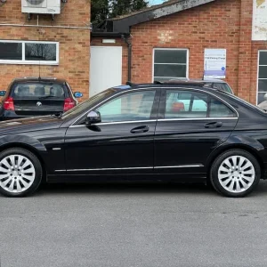 Mercedes-Benz C320 CDI Panroof - Image 6