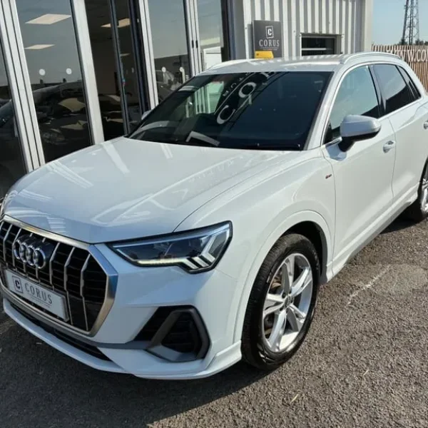 2019 Audi Q3 1.5 TFSI S Line Estate Manual