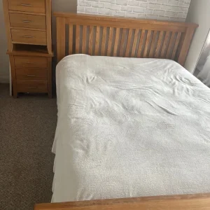 Solid wood bedroom set - Image 3