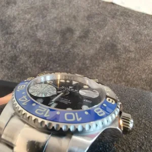 Fully automatic watch - Image 2