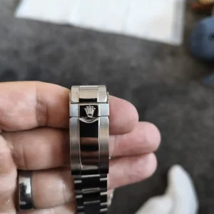 Fully automatic watch - Image 6