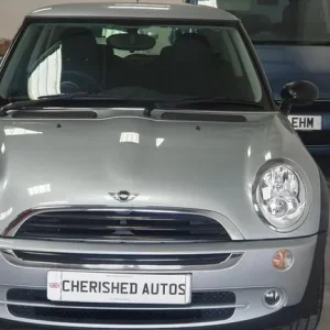 MINI 1.6 ONE Classic – 33,000 Miles, Metallic Silver, Great Condition - Image 6