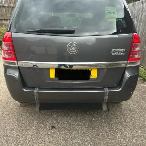 Vauxhall Zafira 2012 Exclusiv 5-Door 3-Seat Wheelchair Accessible Vehicle - Image 2