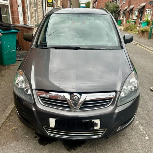 Vauxhall Zafira 2012 Exclusiv 5-Door 3-Seat Wheelchair Accessible Vehicle