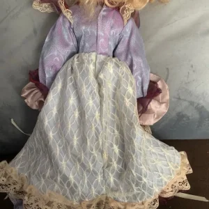 Beautiful old porcelain doll - Image 5