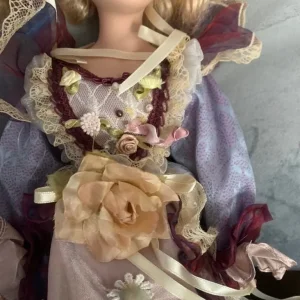 Beautiful old porcelain doll - Image 7