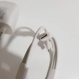 USB-C 10w Charger with USB-C to C Cable - Image 4