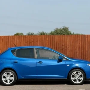 2011 SEAT Ibiza 1.4 16V Euro 5 5-door hatchback manual - Image 8