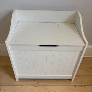 White Wooden Monks Bench with Storage Compartment - Image 3