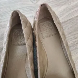 Tory Burch Flat Shoe Size 6UK Beige - Image 4