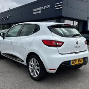 2017 Renault Clio 1.2 16V Dynamique Nav Hatchback - Image 5