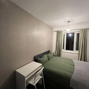 2 Rooms AVAILABLE for RENT - Image 2