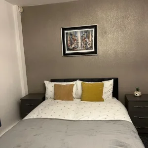 2 Rooms AVAILABLE for RENT - Image 4