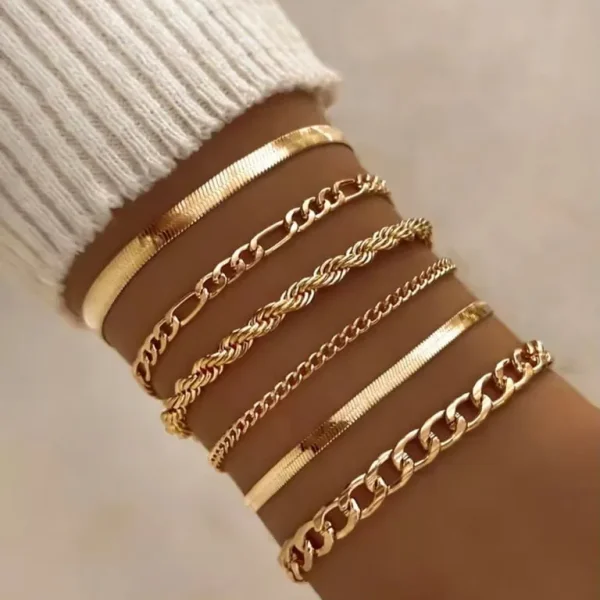 Set of 6 gold-coloured ladies bracelets