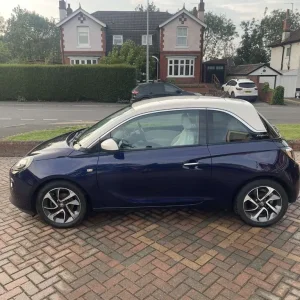 Vauxhall Adam 1.2 petrol 2013 manual 3-door - Image 2