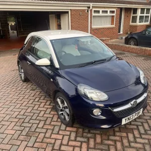 Vauxhall Adam 1.2 petrol 2013 manual 3-door - Image 5