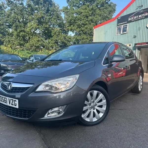 2011 Vauxhall Astra 1.6 16v Elite Auto Euro 5 5dr Hatchback