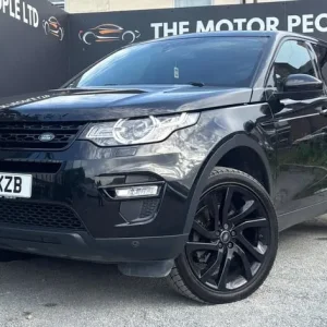 2016 Land Rover Discovery Sport 2.0 TD4 HSE Black Auto 4WD Diesel Estate - Image 4