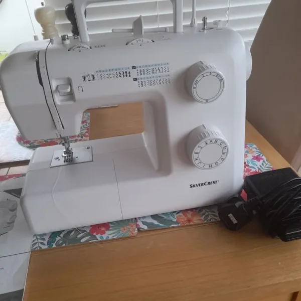 Silver crest sewing machine