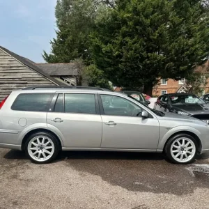 2006 Ford Mondeo 2.5 V6 Ghia X 5dr Auto Estate Petrol - Image 3