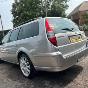 2006 Ford Mondeo 2.5 V6 Ghia X 5dr Auto Estate Petrol - Image 4