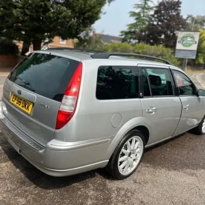 2006 Ford Mondeo 2.5 V6 Ghia X 5dr Auto Estate Petrol - Image 6