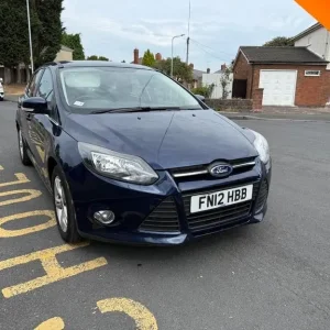 2012 Ford Focus 1.6 Zetec Euro 5 5-door hatchback petrol manual - Image 5