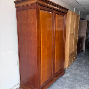 Barker and Stonehouse large solid wood double wardrobe - Image 3