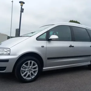 2008 Volkswagen Sharan 1.9 TDI SE 5-door wheelchair accessible diesel MPV - Image 2