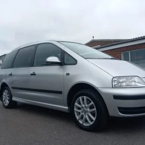 2008 Volkswagen Sharan 1.9 TDI SE 5-door wheelchair accessible diesel MPV - Image 3