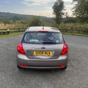 Kia Ceed 2008 Manual Hatchback - Image 4