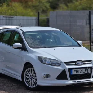 2012 Ford Focus 1.6 TDCi Zetec S 5-door hatchback manual diesel