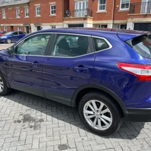 Nissan, QASHQAI, Hatchback, 2014, Manual, 1197 (cc), 5 doors - Image 4